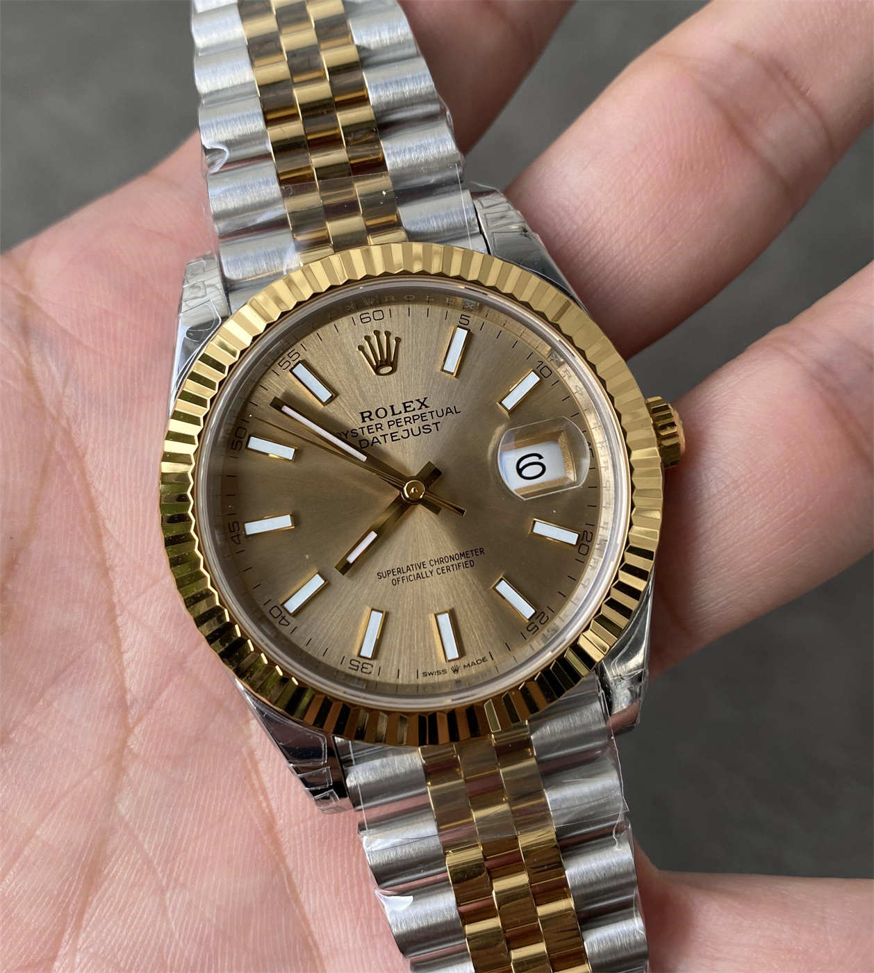 VS Factory Rolex Datejust 41 M126333-0010 Champagne Two Tone Replica