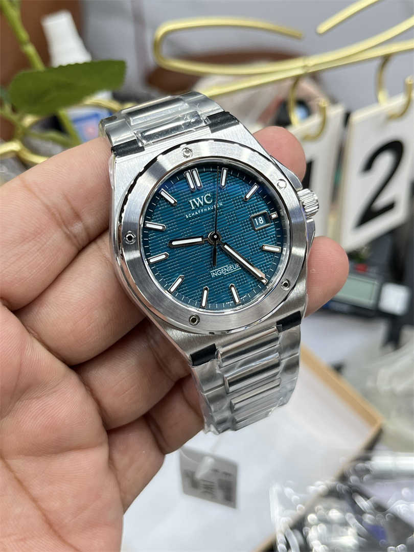 IWC Ingenieur Automatic 40 IW328903 Blue Dial 1:1 Replica Watch