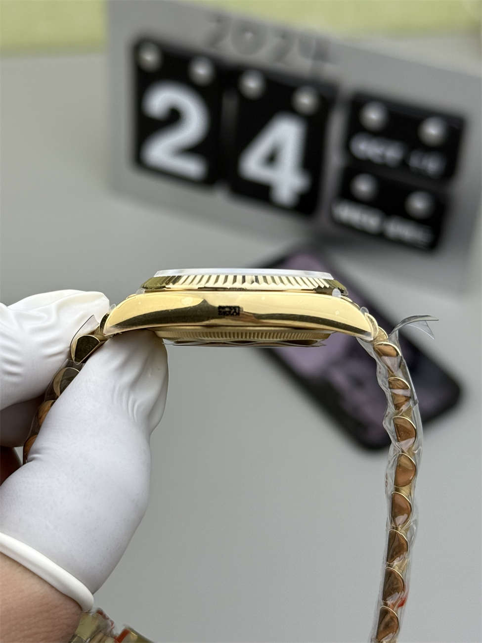 Rolex Day-Date 36 128238 Green Roman Replica (QF Factory) – 158g Tungsten Gold