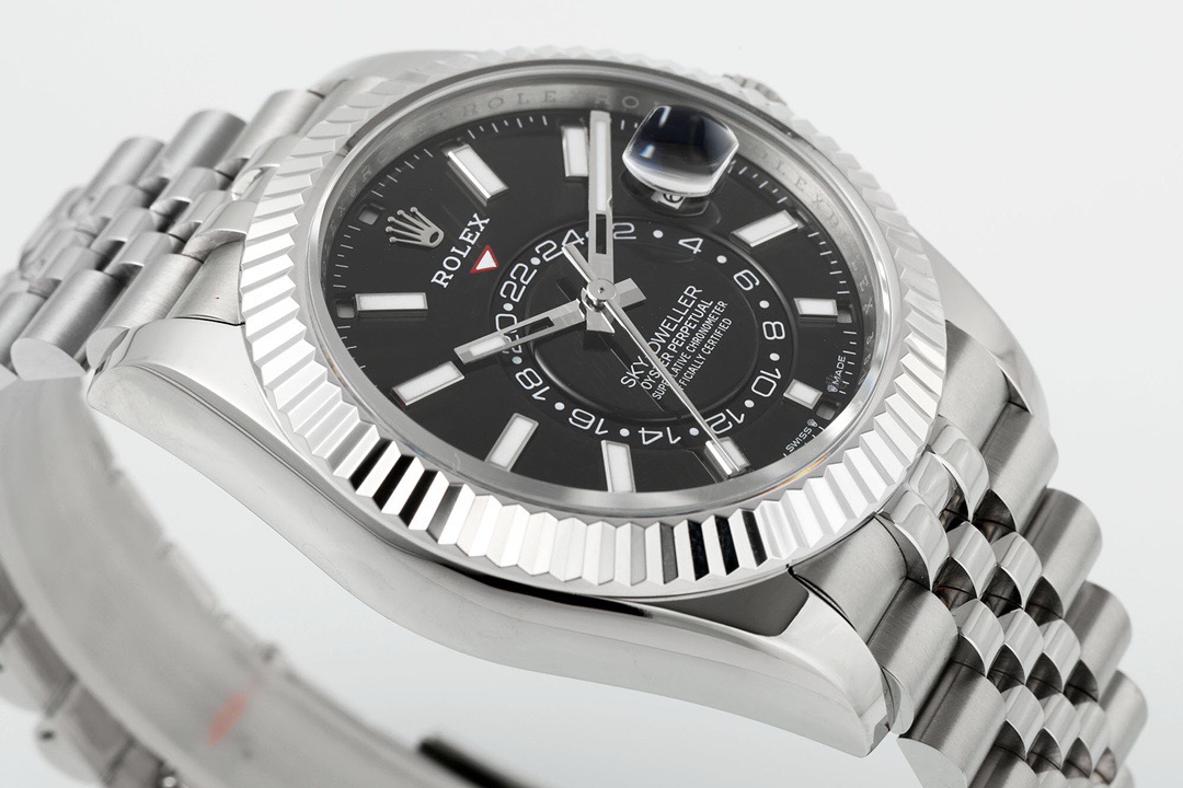 ZF Sky Dweller 336934 Replica – Black Dial Stainless Steel Sky-Dweller Clean Factory