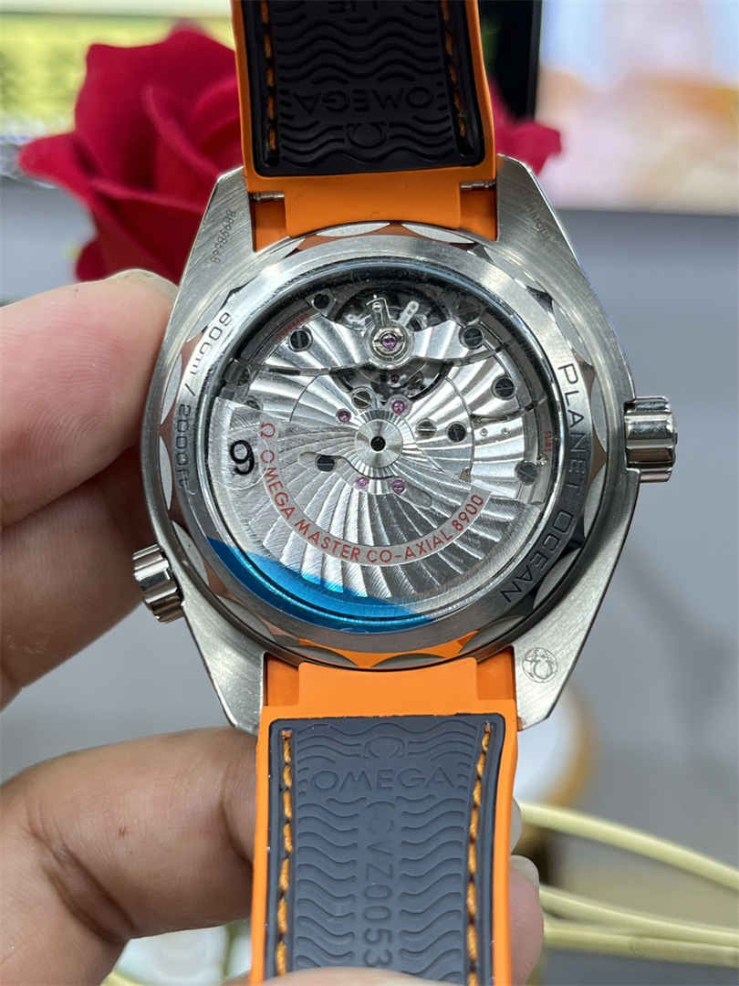Omega Seamaster Planet Ocean 600M 215.92.44.21.99.001 Replica Titanium 43.5mm Omega Seamaster Planet Ocean 600M 43.5 mm 215.92.44.21.99.001