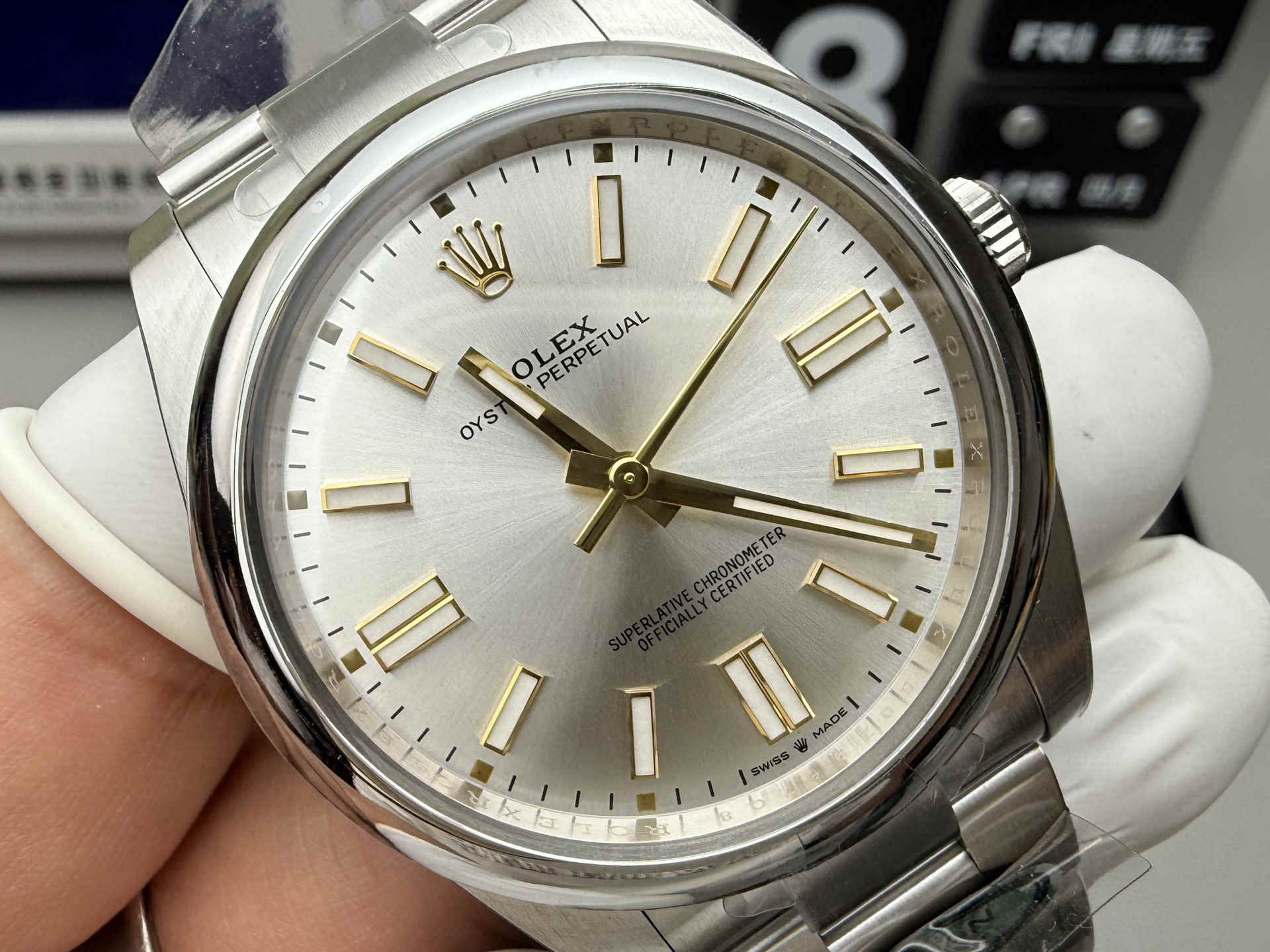 Rolex Oyster Perpetual 41 124300-0001 Silver Dial 1:1 Replica