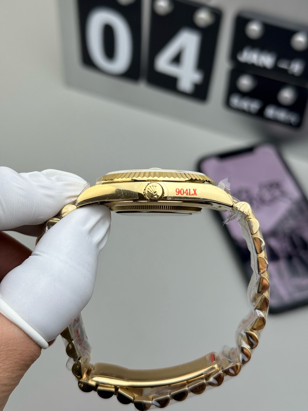 Rolex Day Date Green 40mm Full-Weight Replica – Rose Gold President Bracelet