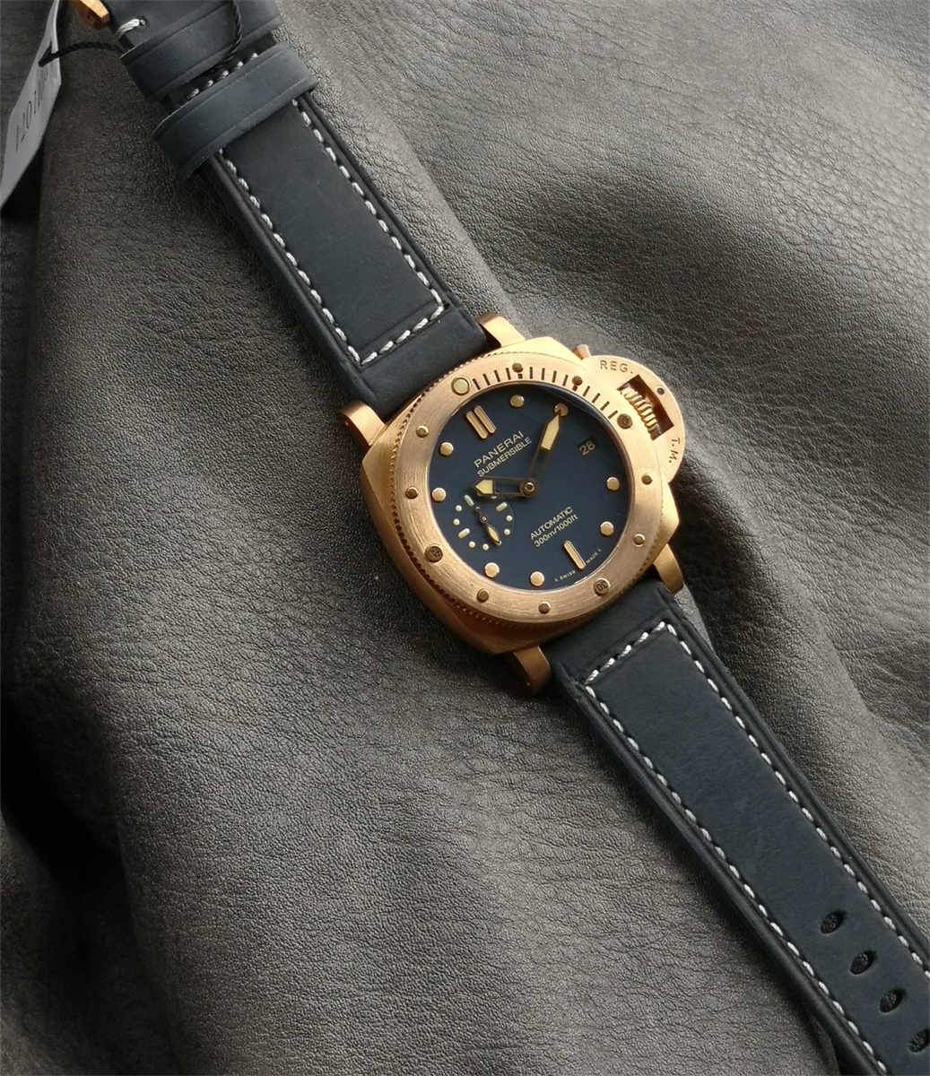 VSF Panerai PAM01074 Bronze Submersible 42mm Blue Dial Replica Watch
