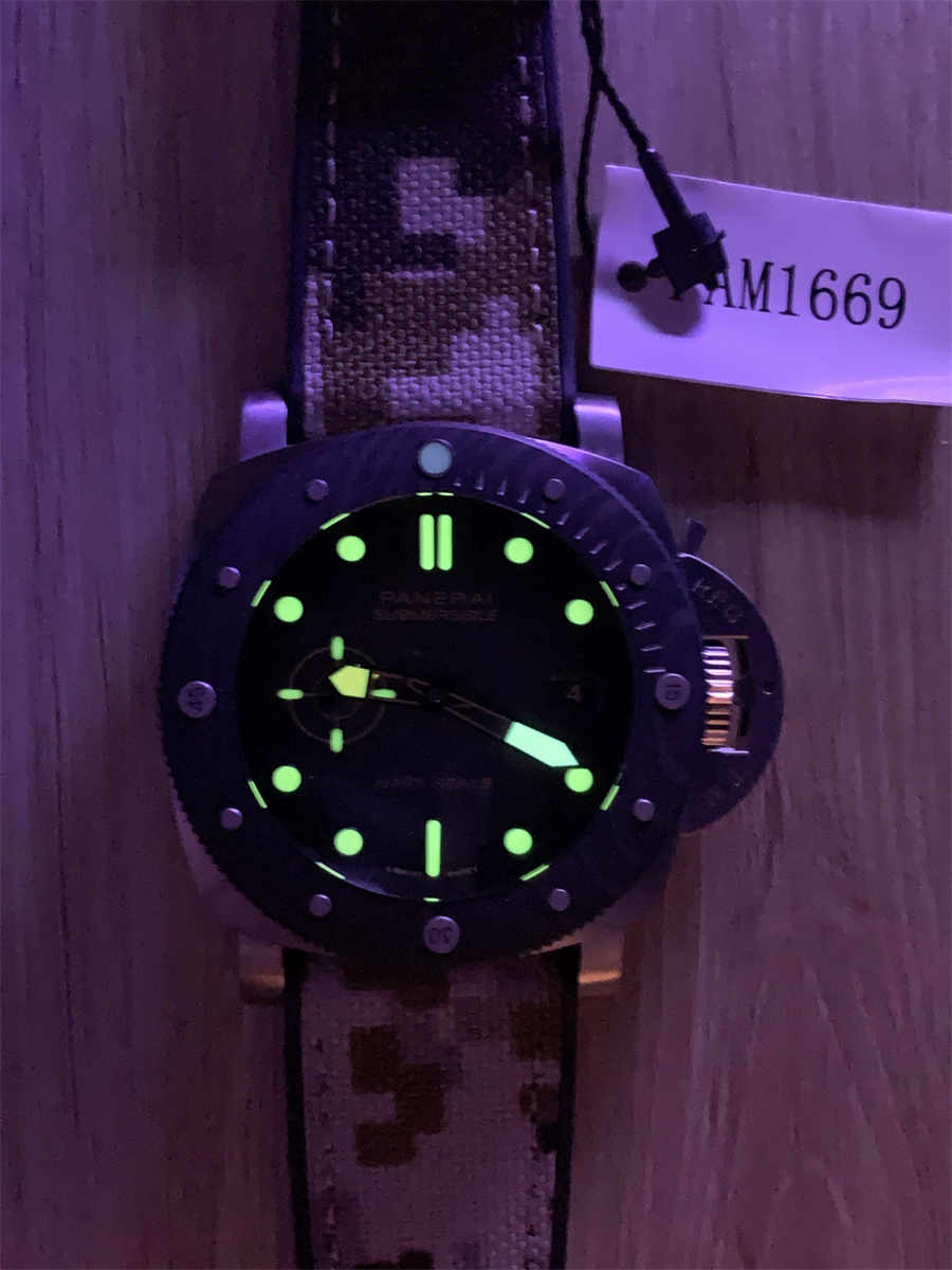 Panerai PAM1669 Submersible Navy SEALs 47mm Titanium 1:1 Replica