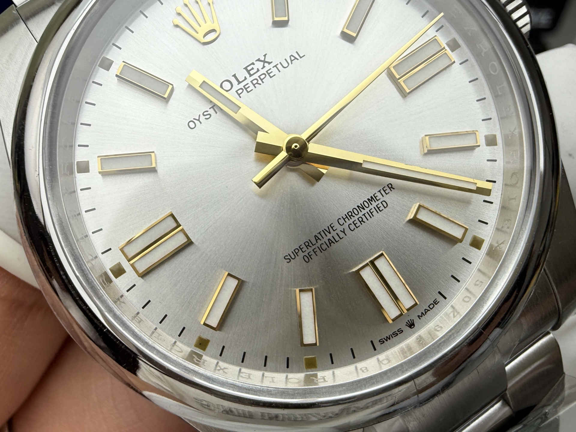 Rolex Oyster Perpetual 41 124300-0001 Silver Dial 1:1 Replica