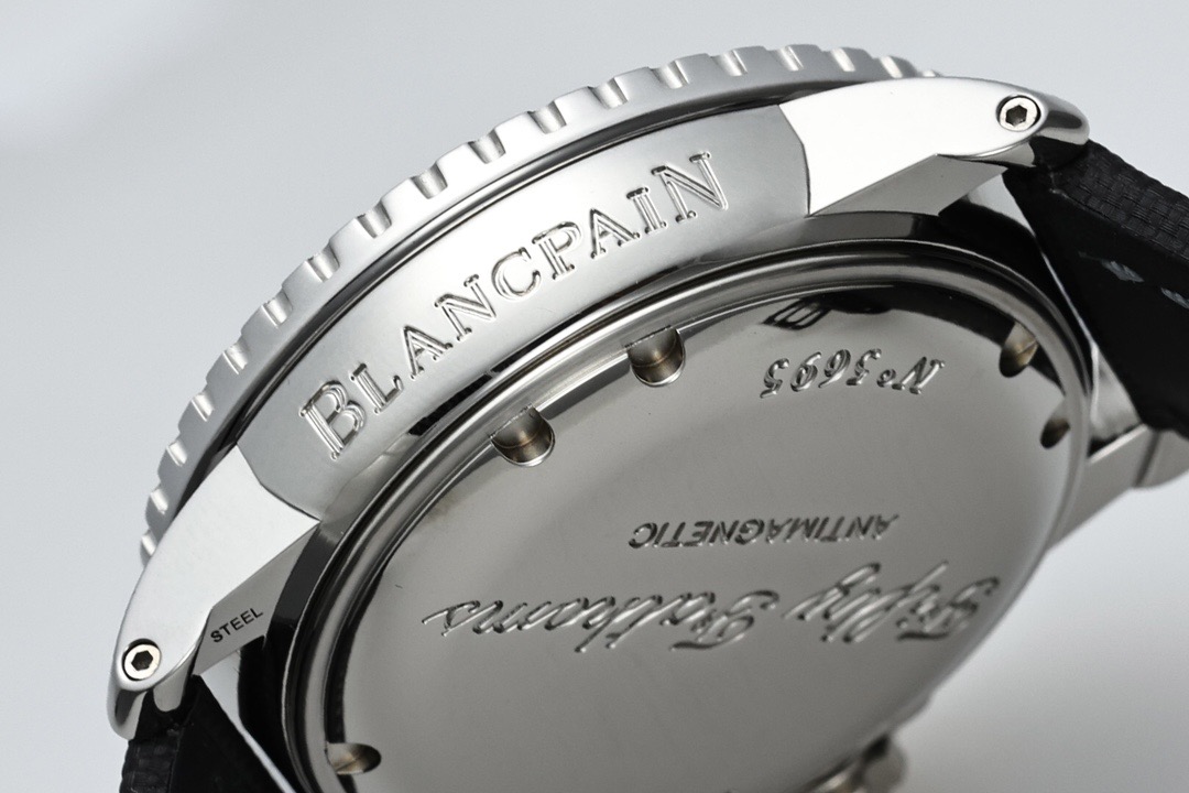 Blancpain Fifty Fathoms Automatique 5015-1130-52B 1:1 Replica Watch