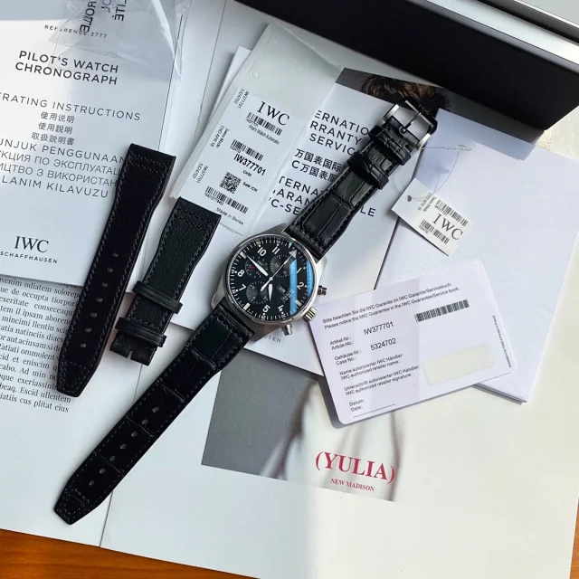 IWC IW377701 Pilot Chronograph 43mm Black Dial Automatic 1:1 Replica Watch