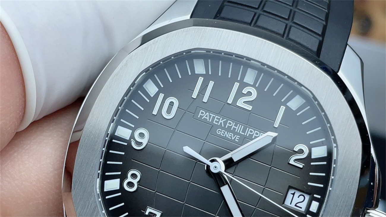 Patek Philippe Aquanaut 5167A Super Clone 40mm Black Dial – 3K Factory V3 330 Clone Movement