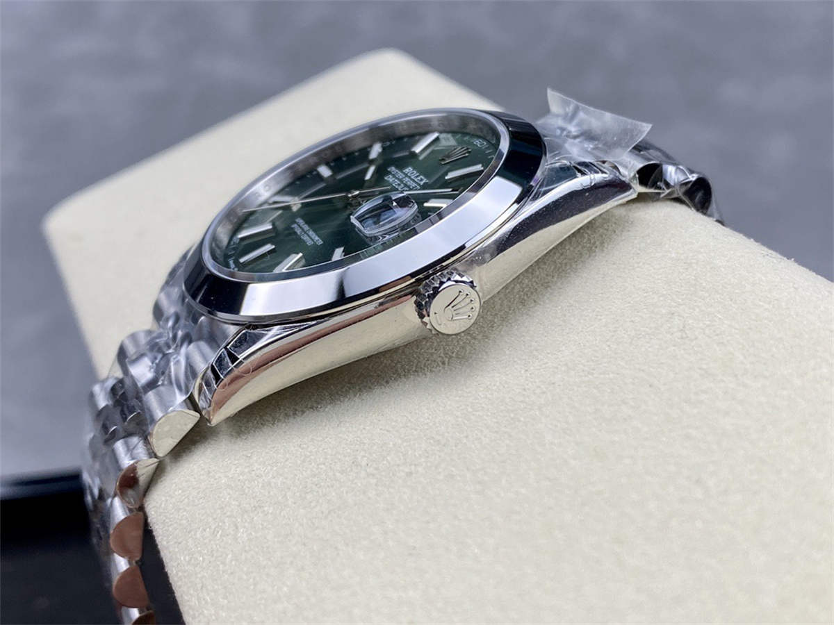 VS Factory Green Datejust 41 m126300-0019 Replica – Mint Green Dial Super Clone