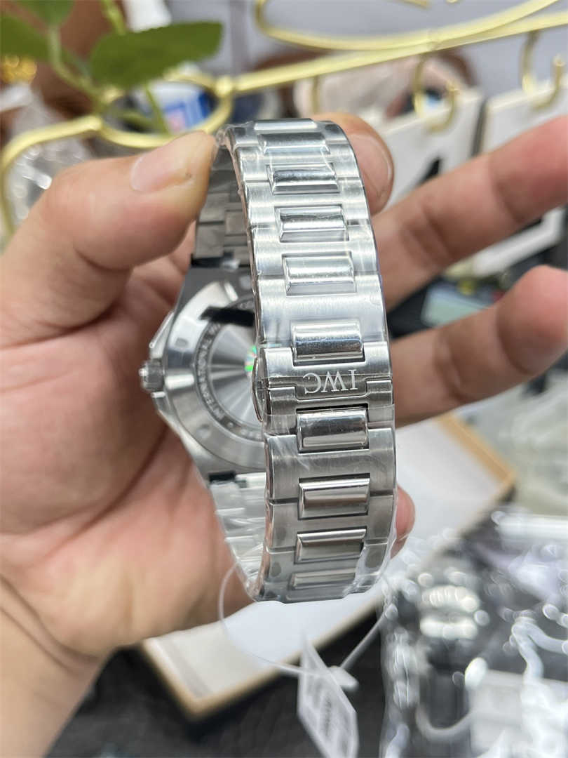 IWC Ingenieur Automatic 40 IW328903 Blue Dial 1:1 Replica Watch
