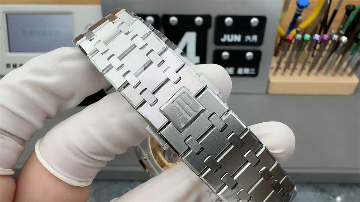 Audemars Piguet Royal Oak 26240ST.OO.1320ST.04 1:1 Replica Chronograph Royal Oak Selfwinding Chronograph 26240ST.OO.1320ST.04